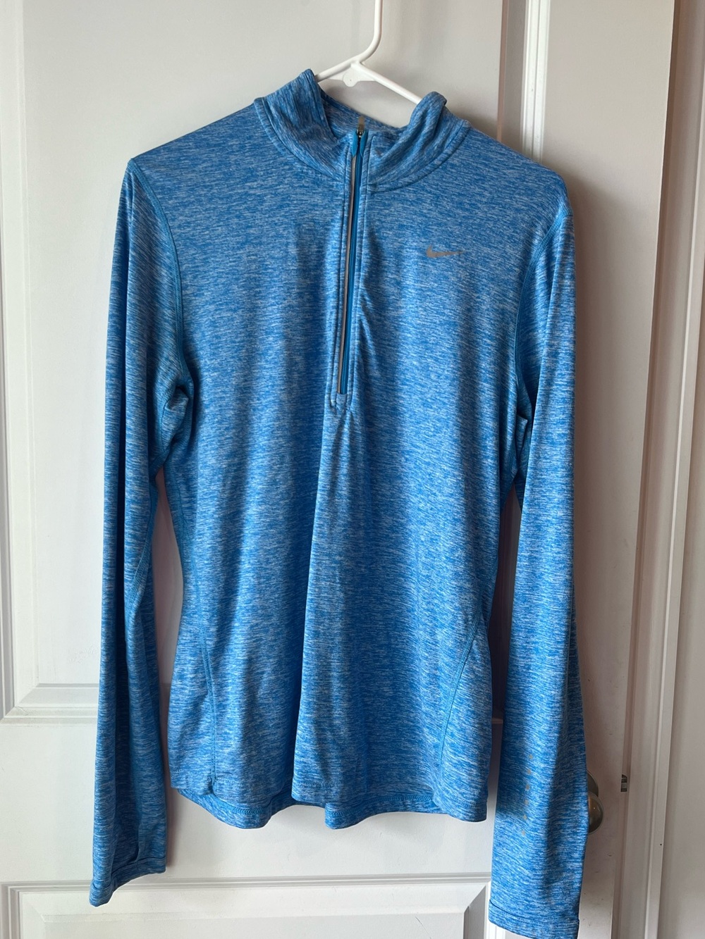 Nike Heathered Light Blue Half-Zip Performance Top. Small